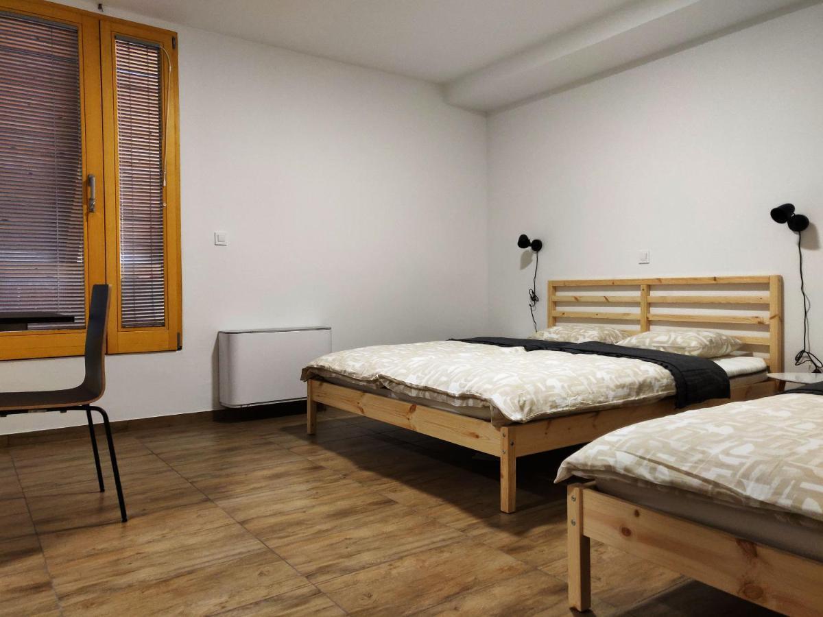 Pubyland Rooms & Apartments Rogatec 外观 照片