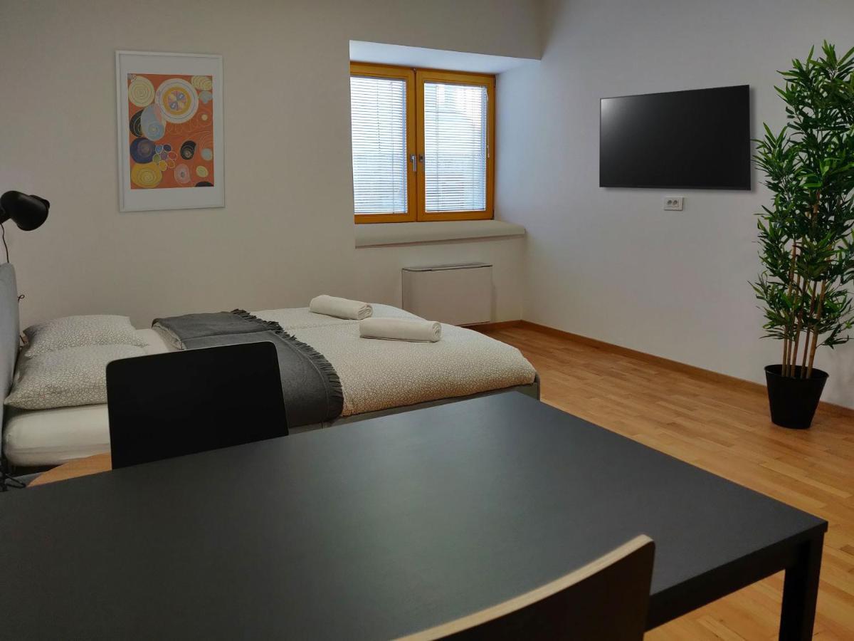 Pubyland Rooms & Apartments Rogatec 外观 照片