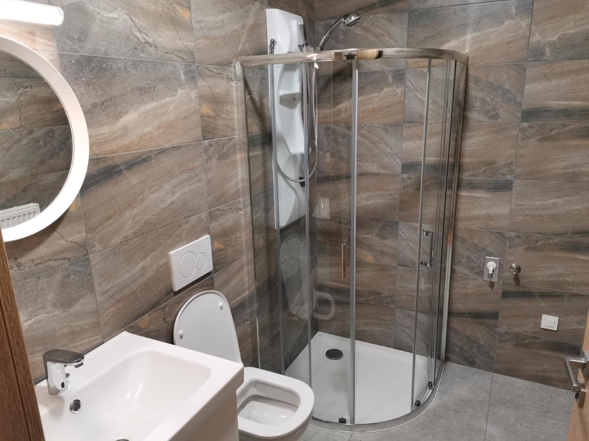 Pubyland Rooms & Apartments Rogatec 外观 照片